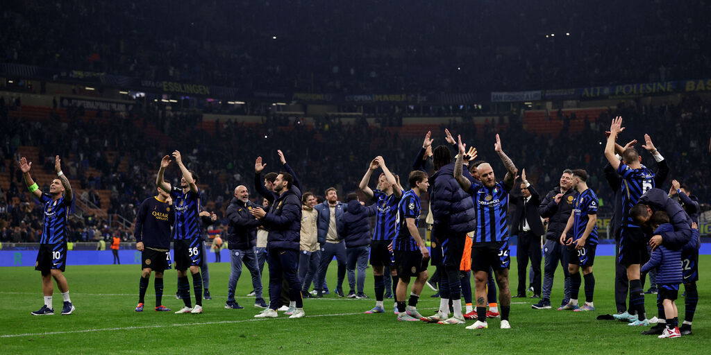 Copertina: Inter, 120 minuti di storia. Squadra stremata: e adesso, chi gioca in campionato?