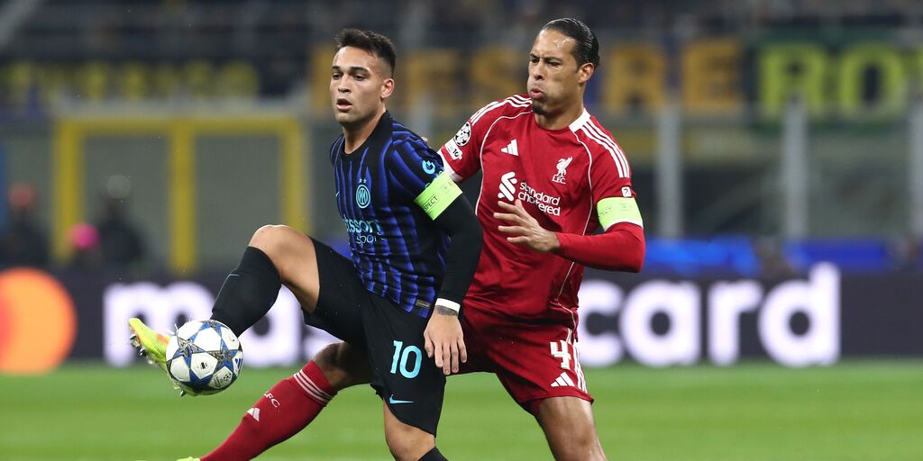 Copertina: Liverpool corsaro a San Siro: battuta l'Inter 1-0 con un rigore di Szoboszlai