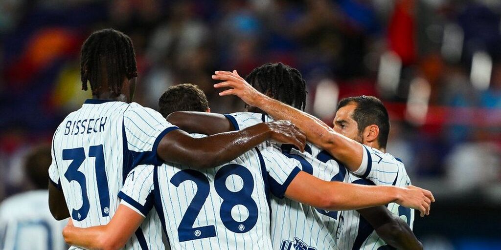 Copertina: Pavard risponde a Mubama, poi il City sbatte sui legni: pari per l'Inter