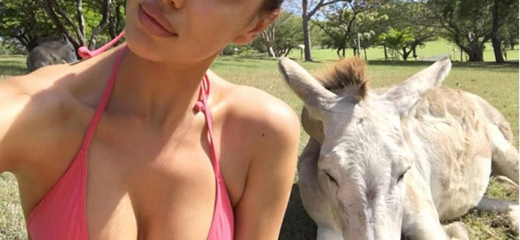 Copertina: #VIVALAFG - Irina ed il ciuccio, #Belen tra le vergini, #Emily stravince