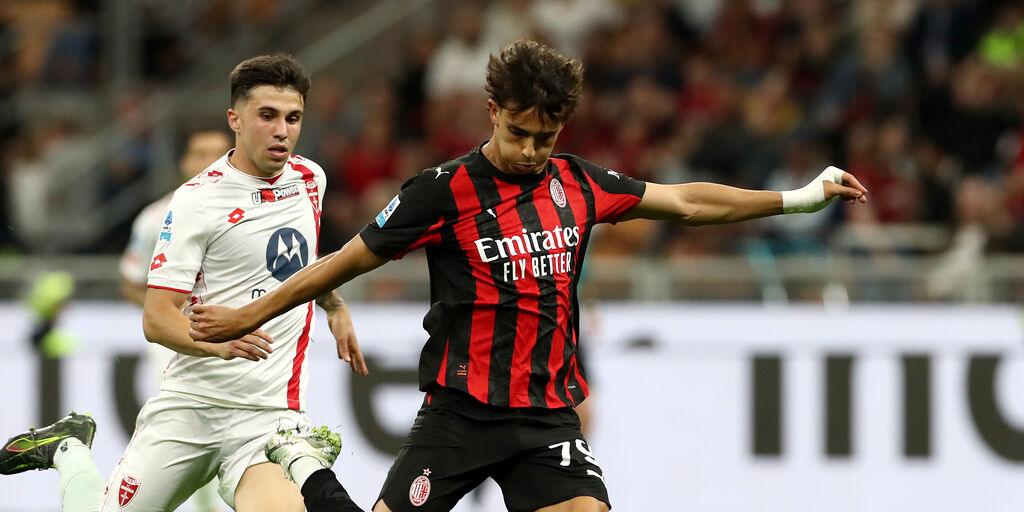 Copertina: Joao Felix, gol su punizione: al Milan non capitava da due anni