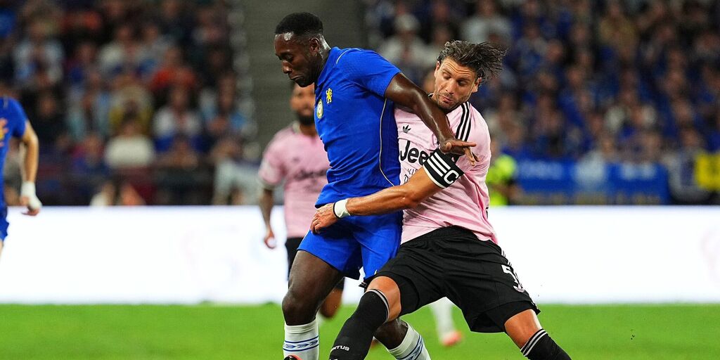 Copertina: Zhegrova si sblocca e regala la vittoria alla Juventus, battuto il Chelsea di misura