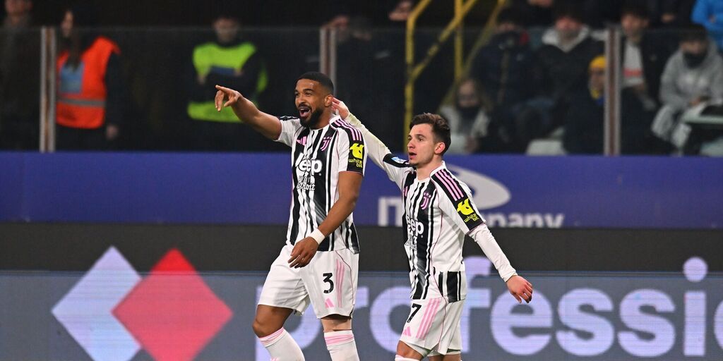 Copertina: Juventus forza quattro a Parma: doppietta di Bremer, reti di McKennie e David