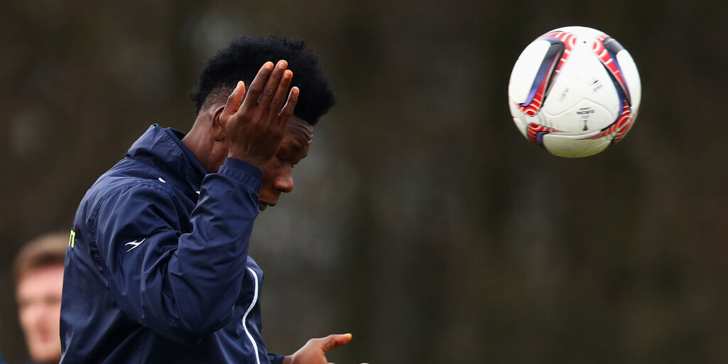 Copertina: Ligue1, Kalu collassa in campo e si rialza durante Marsiglia-Bordeaux - VIDEO
