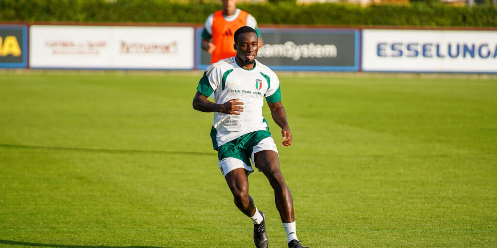 Copertina: Italia, Kayode: "La convocazione emozione incredibile. Le rimesse laterali..."