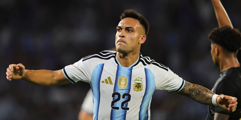 Copertina: Argentina, Lautaro ancora in gol: raggiunto Aguero a 42 reti, ora c'è Batistuta nel mirino