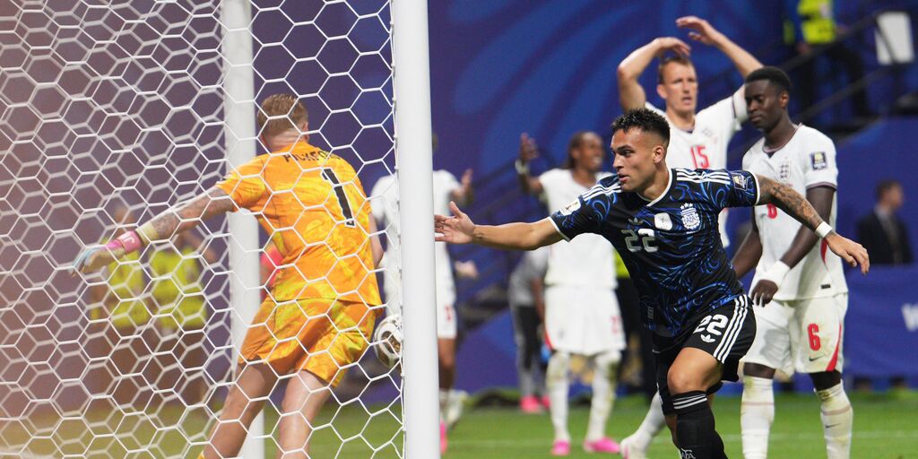 Copertina: Argentina, Lautaro Martinez: "Ho pianto tanto nello spogliatoio, la Spagna..."