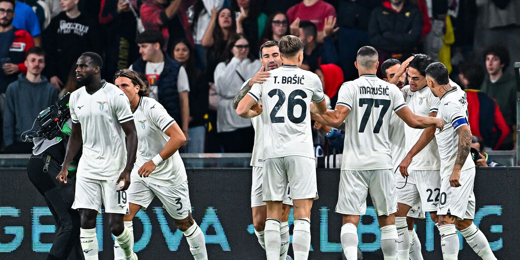 Copertina: La Lazio domina anche se in emergenza: il Genoa crolla 0-3 a Marassi
