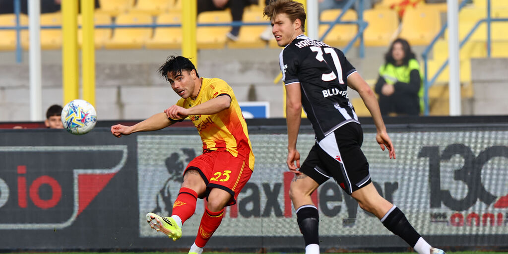 Copertina: Il Lecce suona la Banda: Udinese ko 2-1 all'ultimo respiro