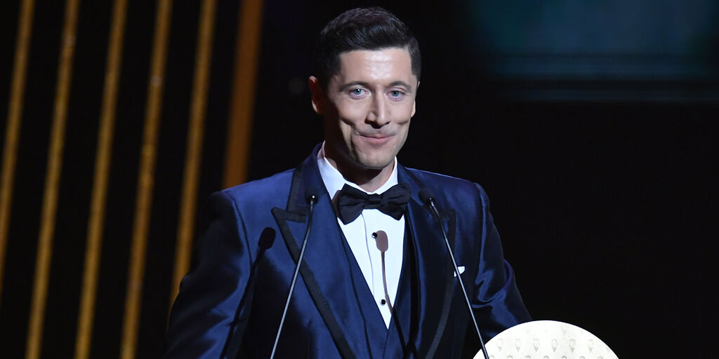 Copertina: Pallone d'Oro a Messi, l'agente di Lewandowski: "Non se lo merita"