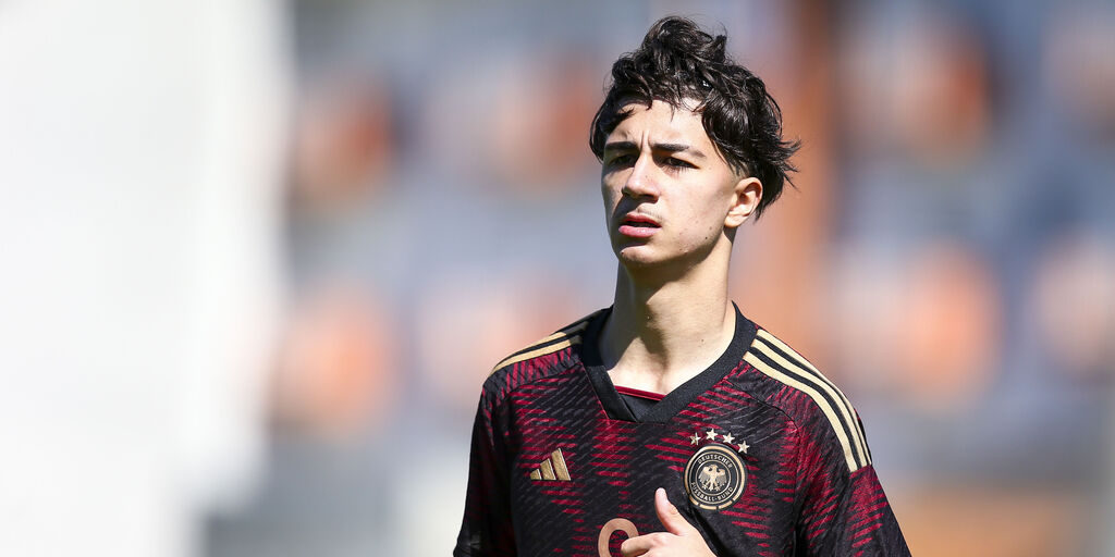 Copertina: Juventus, nuovo colpo alla Yildiz? Occhi su Licina