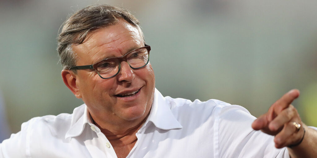 Copertina: Lo Monaco-Mourinho, nuove scintille: "Scarso per i soldi che prende"