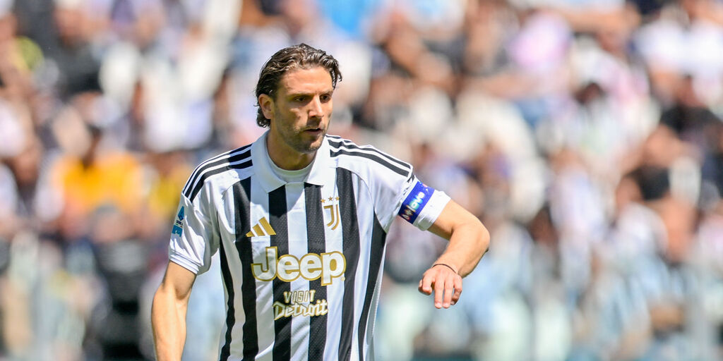 Copertina: Juventus, Locatelli: "Non aver centrato l’obiettivo fa male, il dolore si sente ancora"