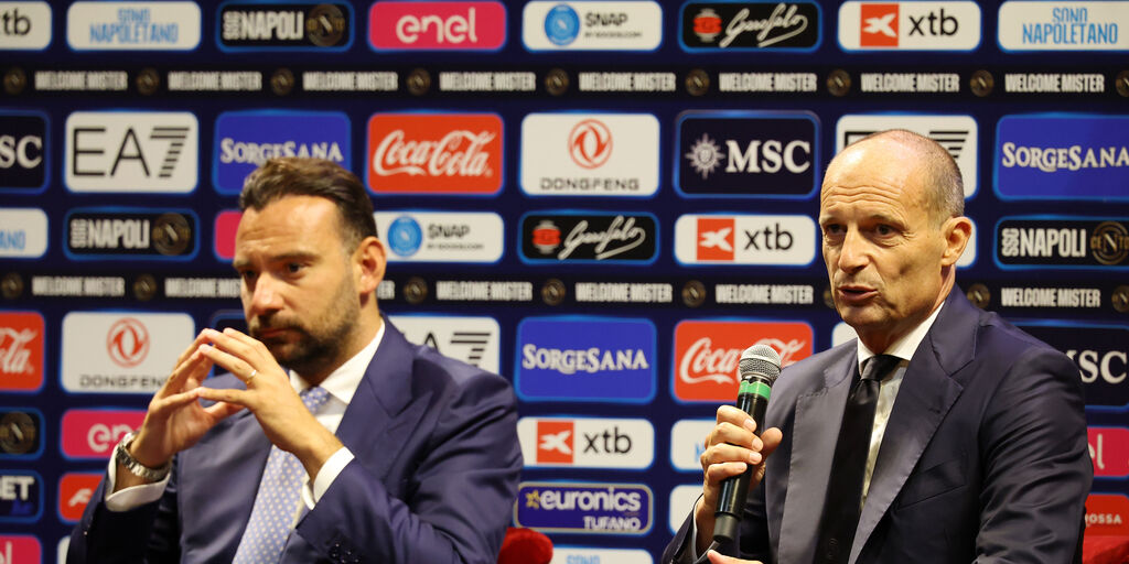 Copertina: Napoli, Manna: "Per Vergara rinnovo guadagnato sul campo. In attacco..."
