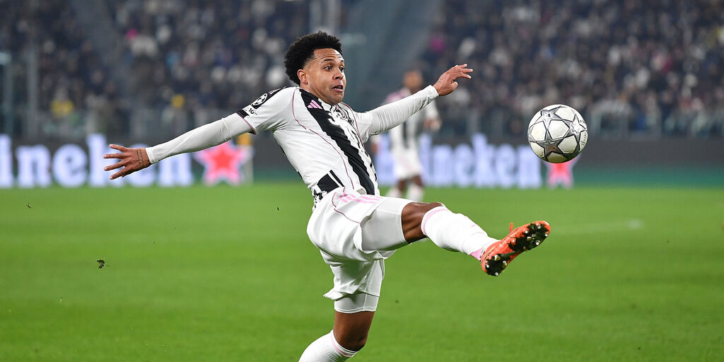 Copertina: Juventus, allenamento di recupero per McKennie: le ultime