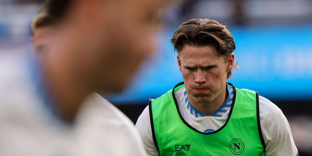 Copertina: Napoli, lieve aritmia benigna per McTominay: i tempi di recupero