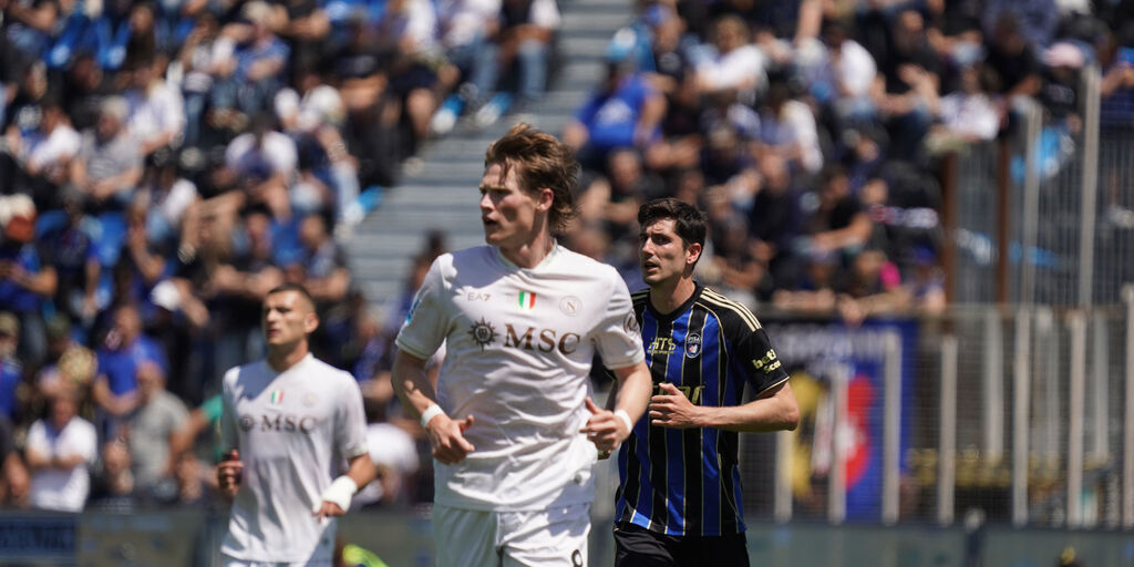 Copertina: McTominay nel solco di Hamsik: sempre più nella storia del Napoli