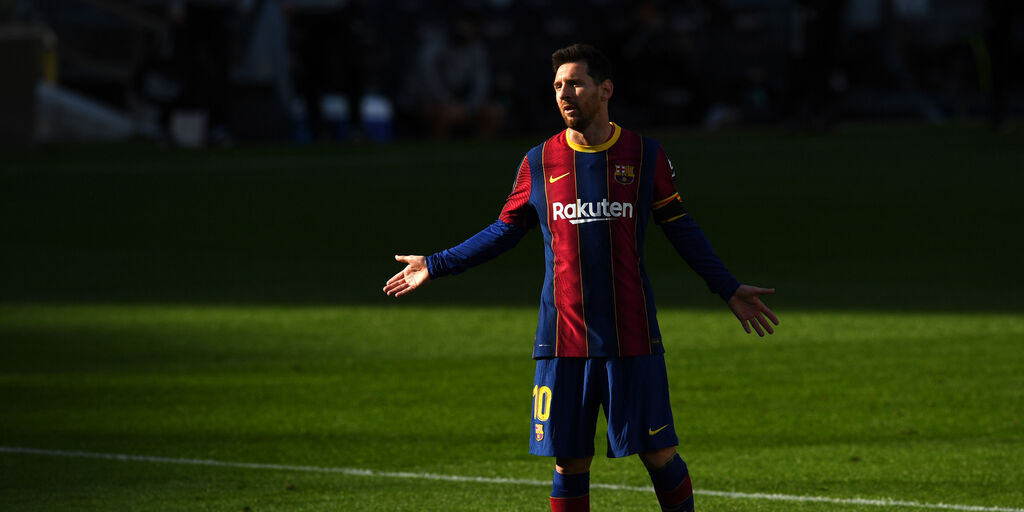 Copertina: Barcellona. Messi: "A fine stagione deciderò se andare via"