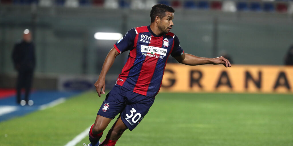 Copertina: Il Torino insiste per Messias e pensa a Caceres