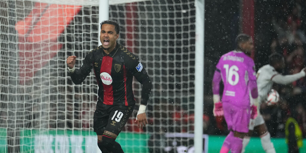 Copertina: Milan, quant'è amaro il tè inglese! 3-0 Bournemouth, rosso a Maignan