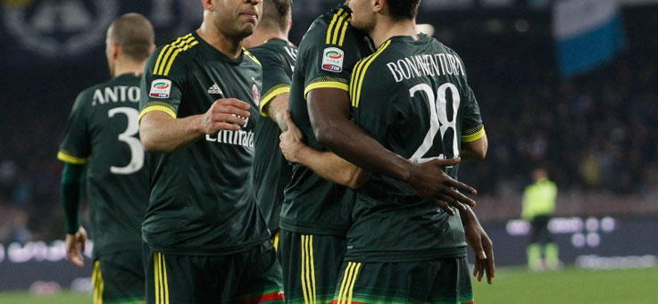 Copertina: Napoli, niente controsorpasso: 1-1 con il Milan, la Juve resta prima