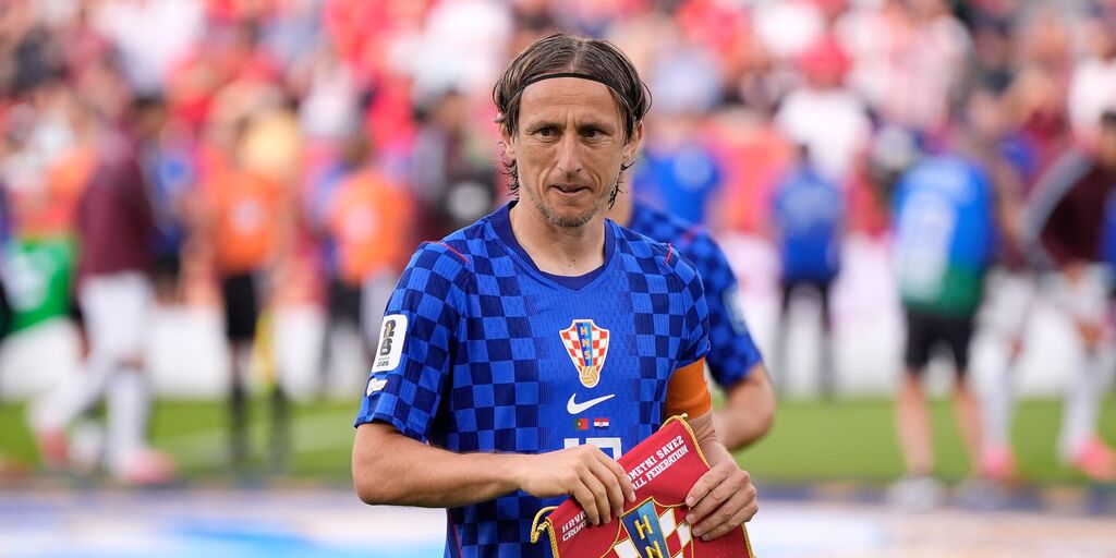 Copertina: Milan, Modric: "Scoprirete presto il mio futuro"