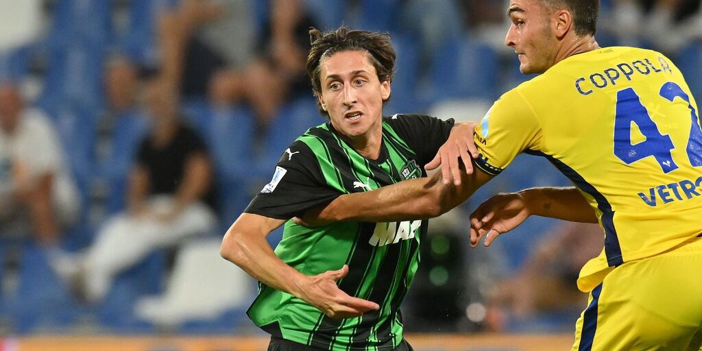 Copertina: Sassuolo, 5-1 in amichevole alla Virtus Verona: scatenato Mulattieri