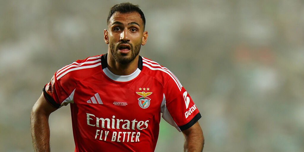 Copertina: Il Benfica segna e si addormenta: il Qarabag vince 3-2 in rimonta e il Da Luz contesta