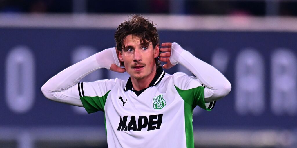 Copertina: Sassuolo, Pinamonti: "Il gol è fondamentale, voglio arrivare in doppia cifra"