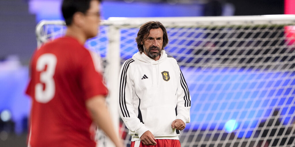Copertina: Italia, ore decisive per il ct: se salta Guardiola si vira su Pirlo