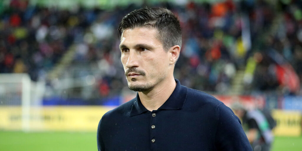 Copertina: Cagliari, Pisacane: "Palestra avrà un grande futuro, sul tridente..."