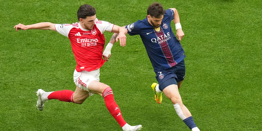Copertina: Back to Back Paris Saint-Germain, l'Arsenal crolla sul più bello: Luis Enrique batte Arteta ai rigori e vince la Champions League 26