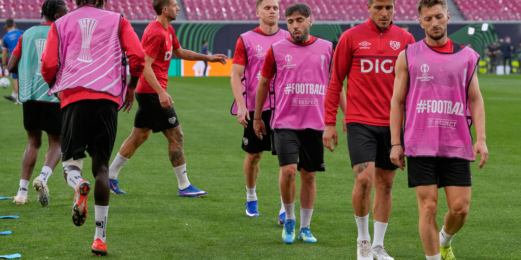 Copertina: Conference League, le formazioni ufficiali della finale Crystal Palace-Rayo Vallecano