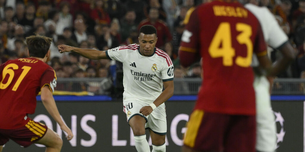 Copertina: Roma, prima il paradiso e poi l'inferno: rimonta Real nel finale, all'Olimpico finisce 3-4