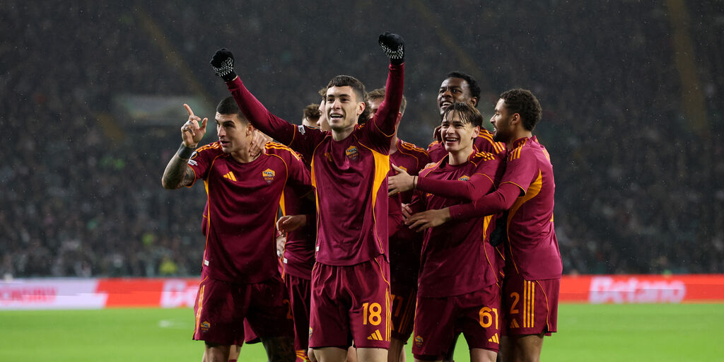 Copertina: La Roma passeggia al Celtic Park: 3-0 nel segno di Ferguson
