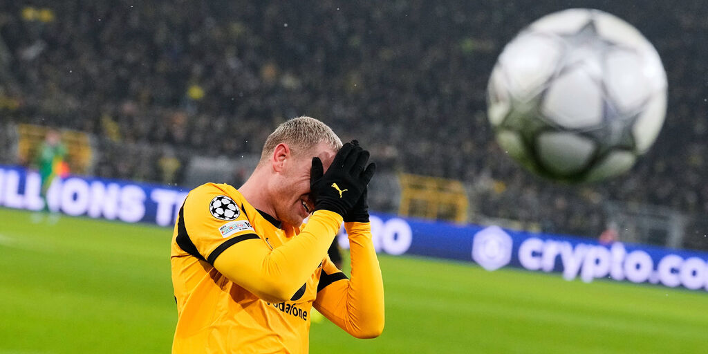 Borussia Dortmund, Ryerson si fa male e chiede il cambio
