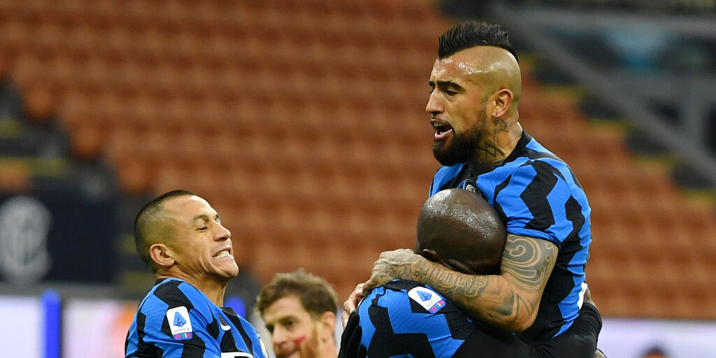Copertina: Inter, gioia cilena: il messaggio sui social di Vidal a Sanchez