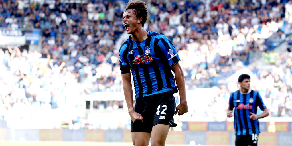 Atalanta, infortunio per Scalvini in Champions: cambio obbligato