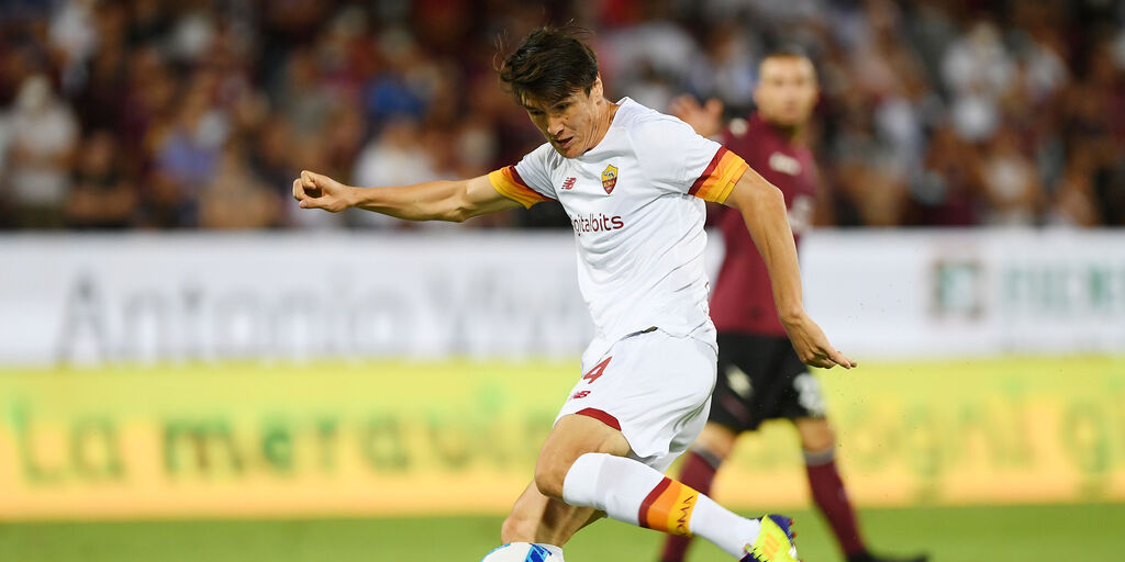 Copertina: Roma, Shomurodov: "Derby? Pensiamo solo a domani"