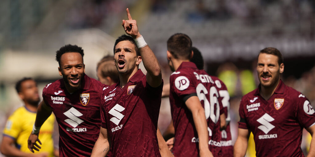 Copertina: Simeone-Casadei: il Torino batte il Verona 2-1