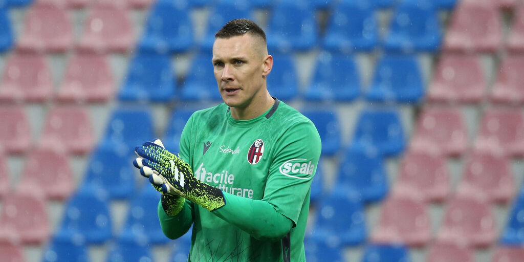 Copertina: Bologna: Skorupski positivo al Coronavirus