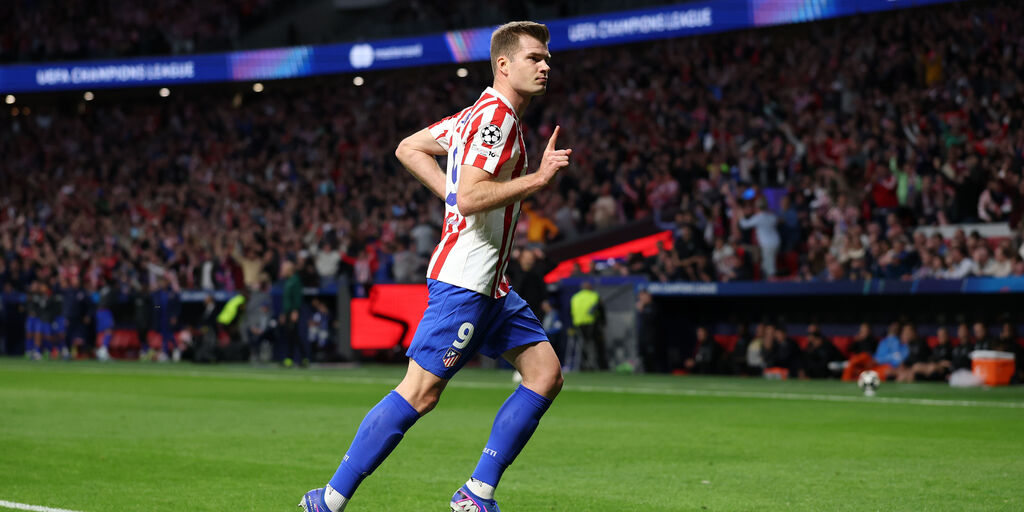 Troppo Sorloth per il Brugge: 4-1 Atletico, Colchoneros agli ottavi