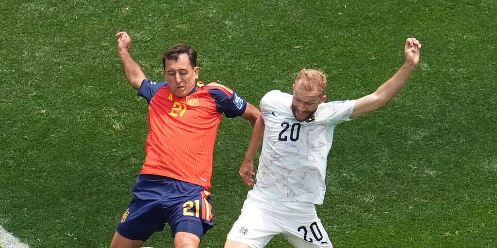 Copertina: La Spagna brilla e fa fuori l'Austria: 3-0 nel segno di Oyarzabal