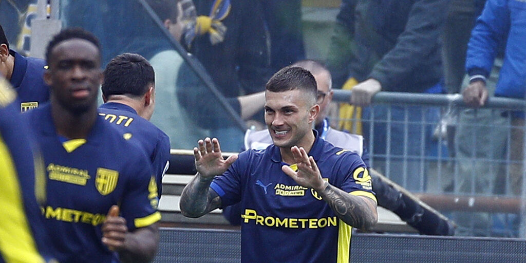 Copertina: Parma, si lavora alla permanenza di Strefezza