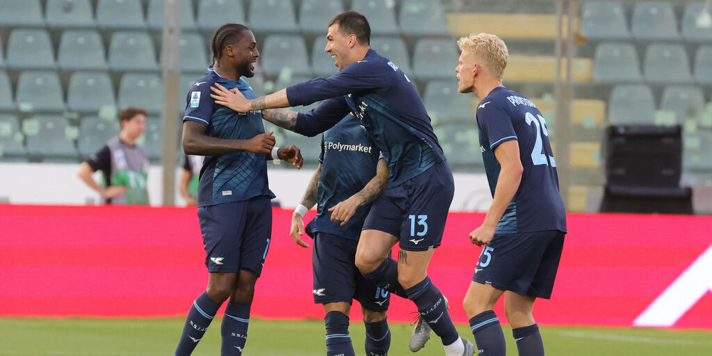 Copertina: Isaksen e Noslin ribaltano la Cremonese: vince 2-1 la Lazio