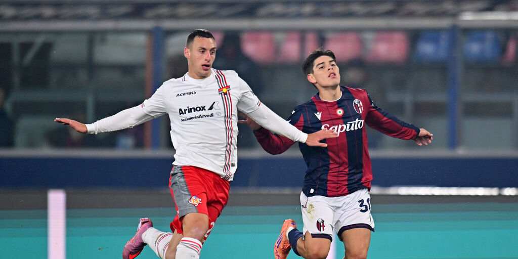 Copertina: Cremonese, Terracciano dopo il gol sbagliato: "Ho premuto quadrato invece che cerchio"