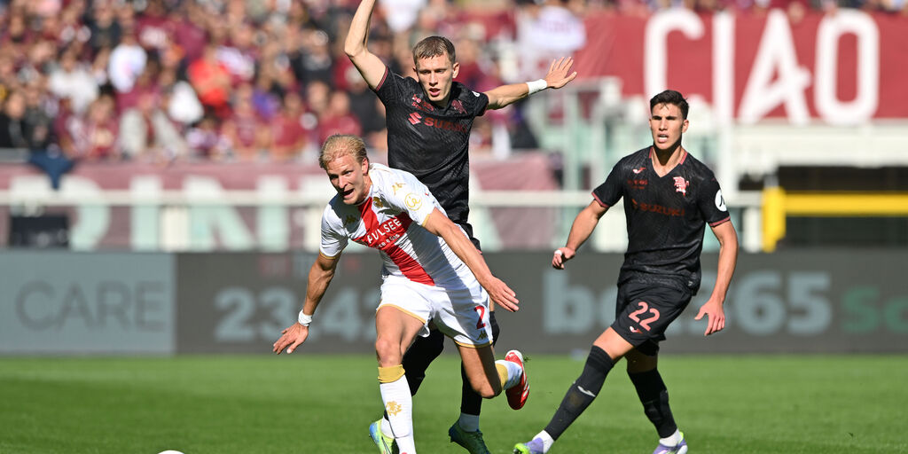 Copertina: Maripan al 90': il Torino batte in rimonta il Genoa 2-1