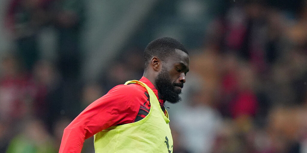 Copertina: Milan, infortunio per Tomori: cambio obbligato col Bologna
