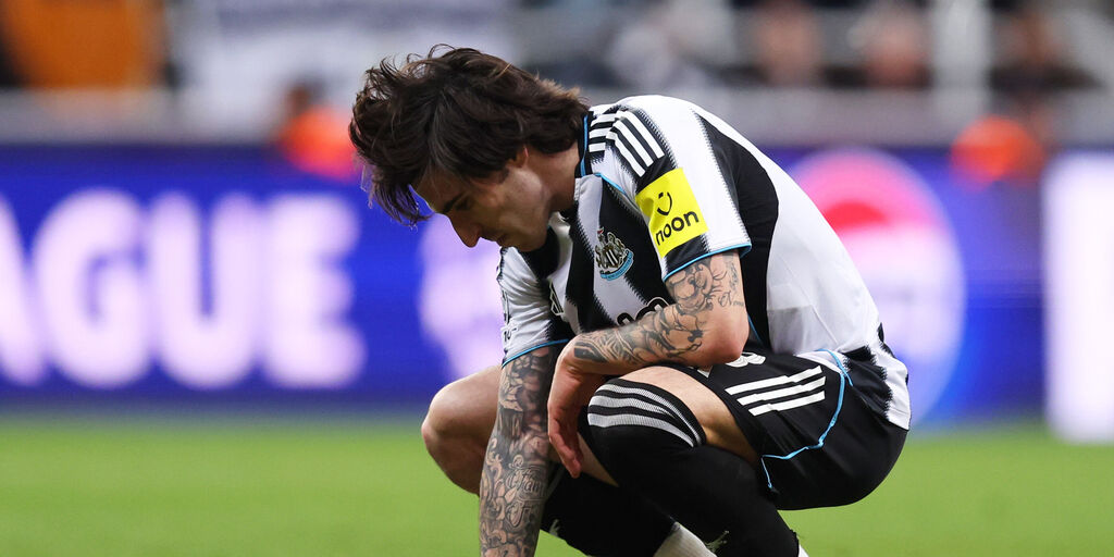 Copertina: Howe su Tonali: "Ha sentito un fastidio, può essere un problema"