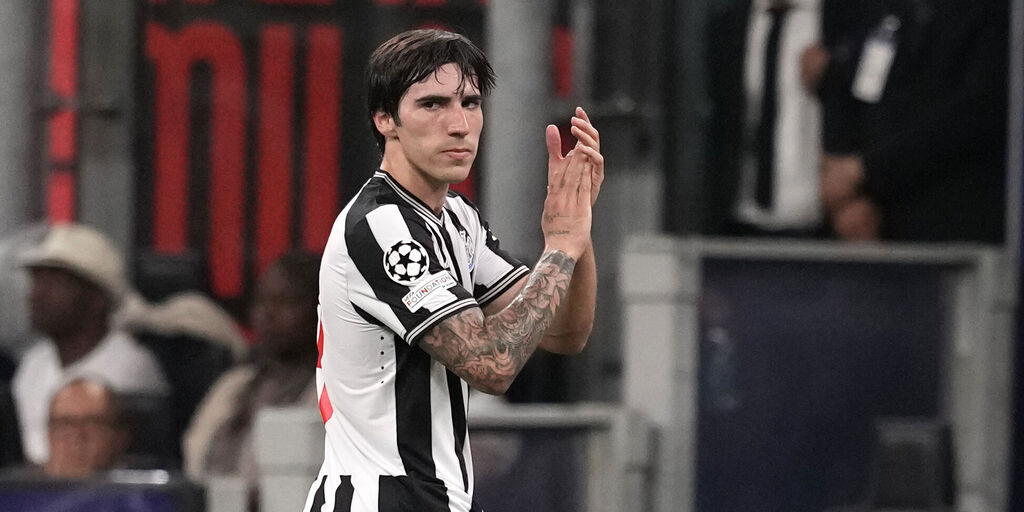 Copertina: Tottenham, c'è l'accordo con Tonali: si lavora all'intesa col Newcastle